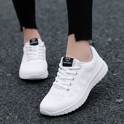 New Women Casual Shoes Fashion Breathable Walking Mesh Flat Shoes